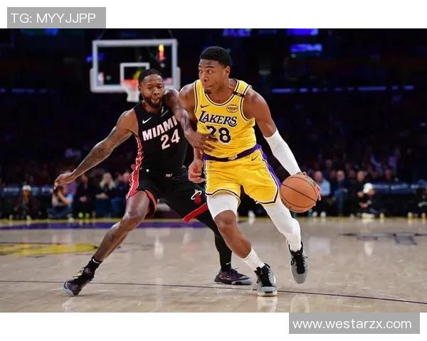 湖人对热火第三场直播全程回顾与精彩瞬间分析